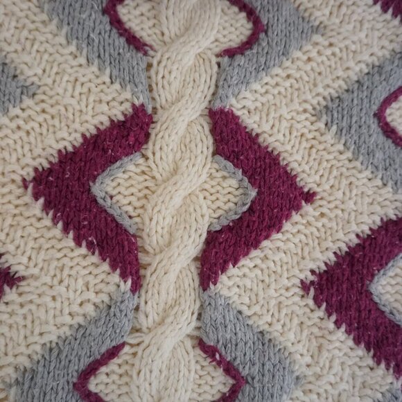 Vintage Clovelly Cream w Maroon Geometric Shape Cable Knit Turtleneck Sweater M - Picture 9 of 10